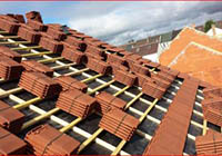 Rénover sa toiture à Freix-Anglards